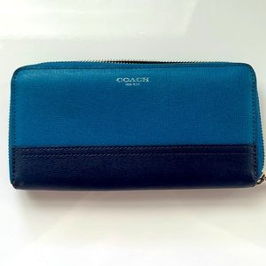 Coach Wallet Two-Tone